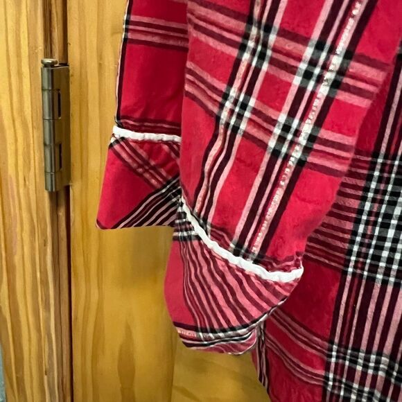 Beautiful Victoria’s Secret red plaid with glitter stripe night shirt - Picture 4 of 7